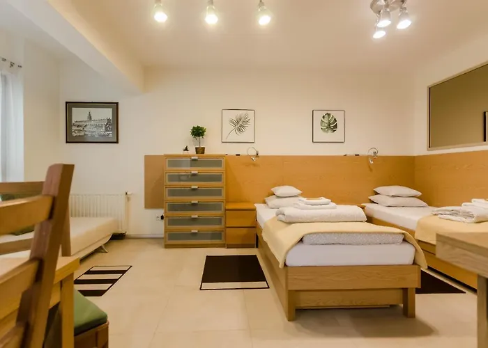 Family - Private Parking Cracovia